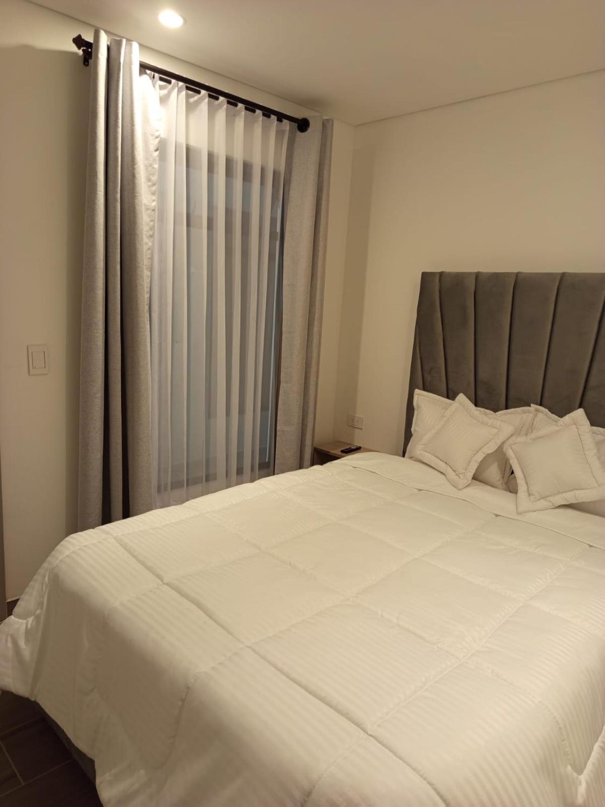 בוגוטה Hotel Saron מראה חיצוני תמונה