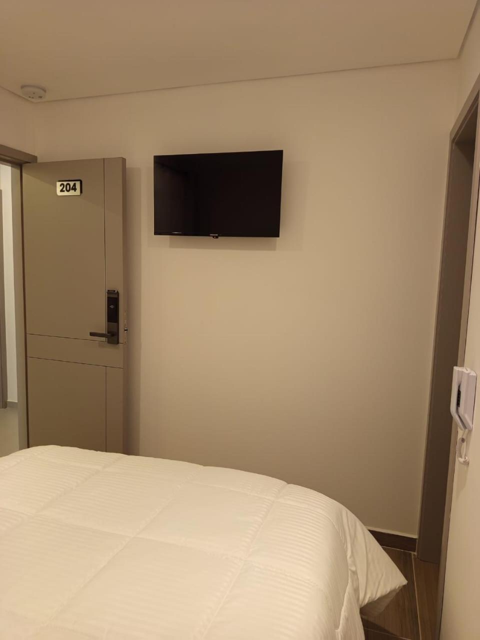 בוגוטה Hotel Saron מראה חיצוני תמונה